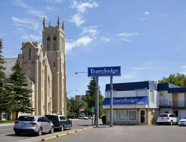 Travelodge by Wyndham Moose Jaw hotel detail image 1