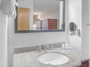 Days Inn by Wyndham Eureka CA hotel detail image 2