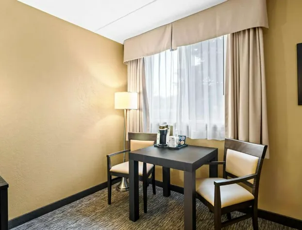 Best Western Plus Mariposa Inn & Conference Centre hotel detail image 1