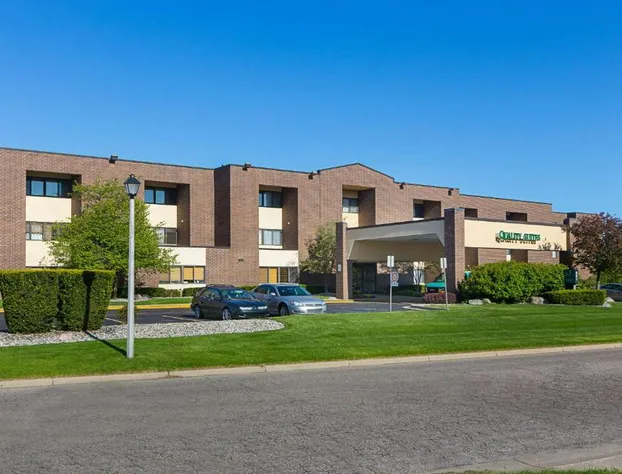 Quality Suites Lansing West hotel detail image 3