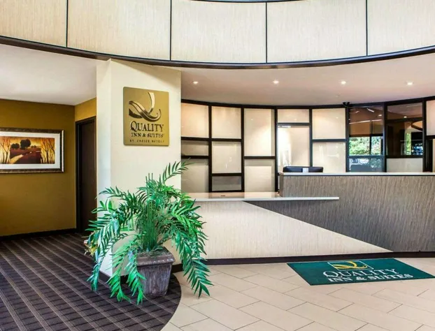 Quality Inn & Suites Peoria North hotel detail image 2
