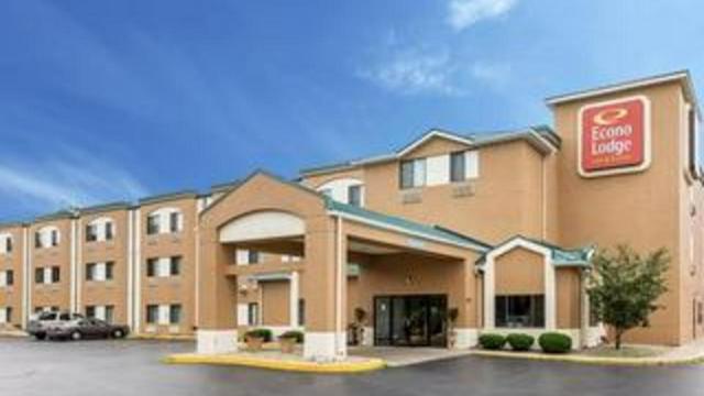 SureStay Plus Hotel by Best Western Peoria hotel detail image 1