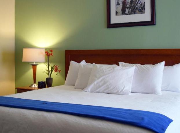 Umass Lowell Inn And Conference Center hotel detail image 4