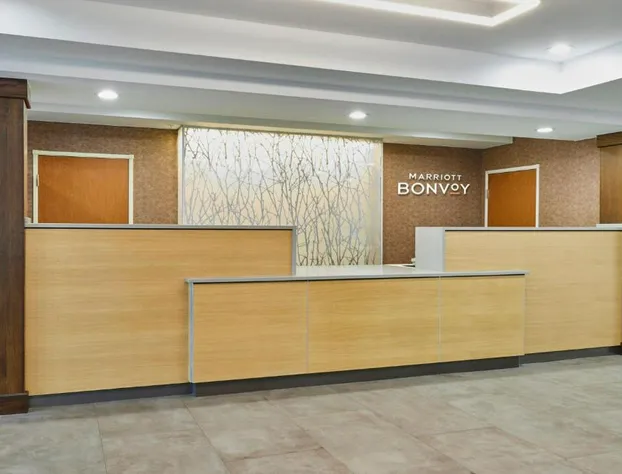 Fairfield Inn & Suites by Marriott Burlington hotel detail image 4