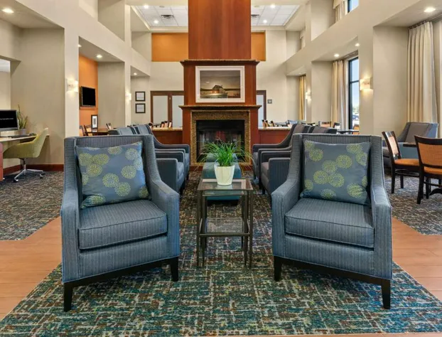 Hampton Inn & Suites Burlington hotel detail image 3