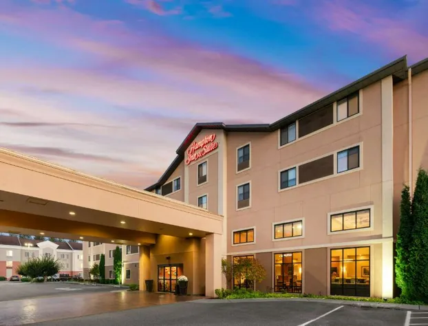 Hampton Inn & Suites Burlington hotel detail image 1