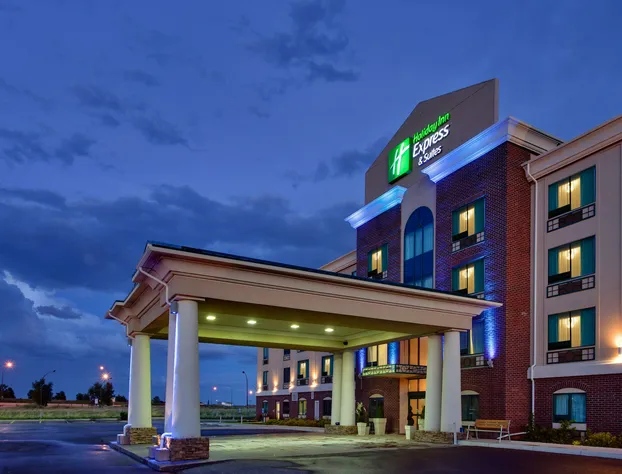 Holiday Inn Express & Suites Medicine Hat Transcanada Hwy 1 by IHG hotel detail image 1