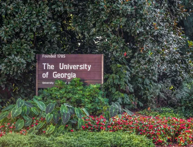 Howard Johnson by Wyndham Athens hotel detail image 2