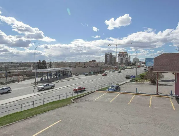 Canadas Best Value Inn Calgary Chinook Station hotel detail image 2