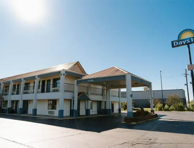 Days Inn by Wyndham Monroe LA hotel detail image 3