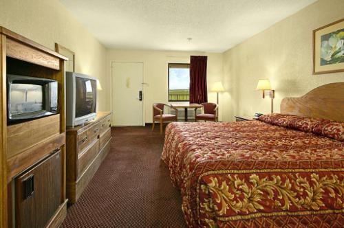 Super 8 by Wyndham Rayville hotel detail image 4