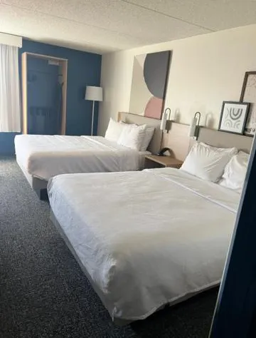 Spark by Hilton Green Bay hotel detail image 4