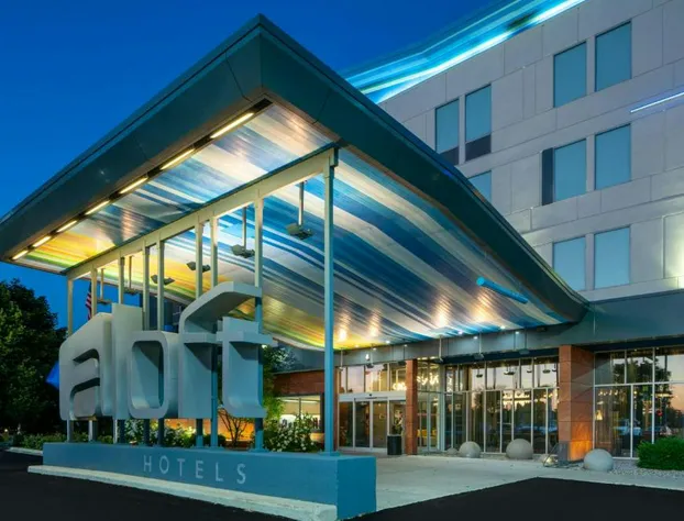 Aloft Green Bay hotel detail image 2