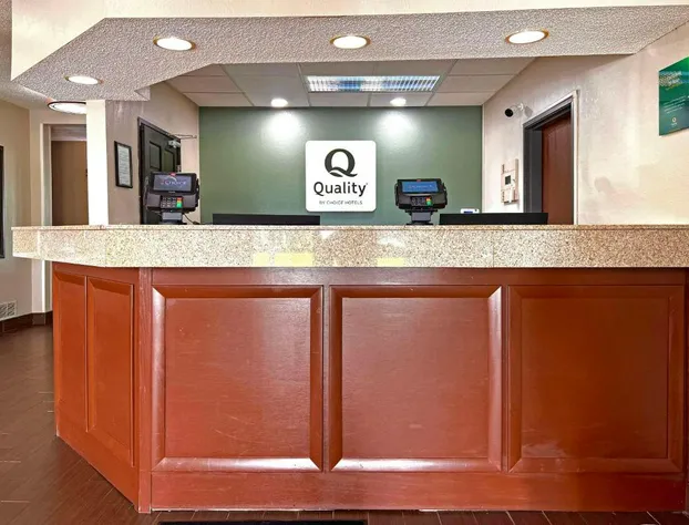 Quality Inn & Suites Green Bay - Ashwaubenon hotel detail image 2