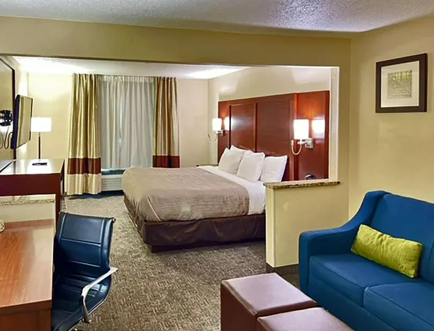 Quality Inn & Suites Green Bay - Ashwaubenon hotel detail image 4