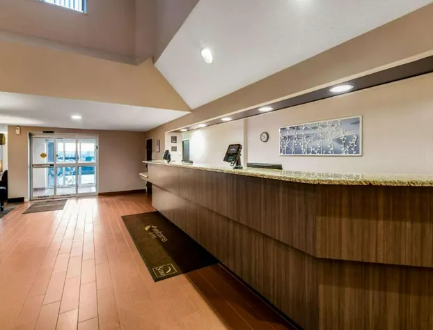 Sleep Inn & Suites Green Bay South hotel detail image 3