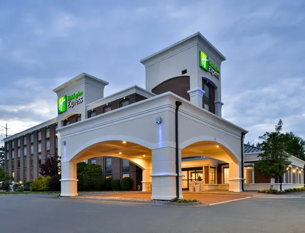 Holiday Inn Express Winston-Salem Medical Center Area by IHG hotel detail image 1