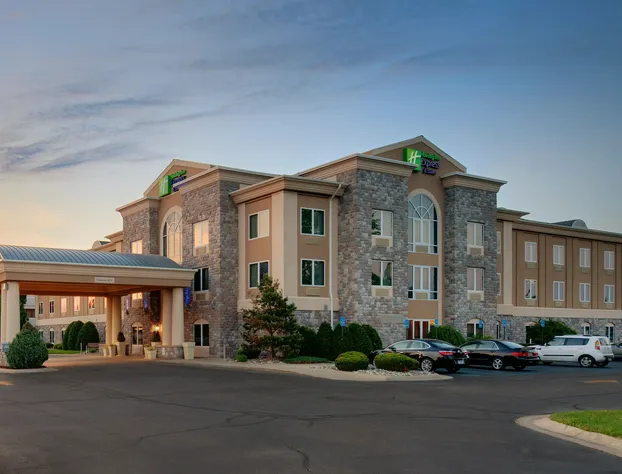 Holiday Inn Express Hotel & Suites Saginaw by IHG hotel detail image 1
