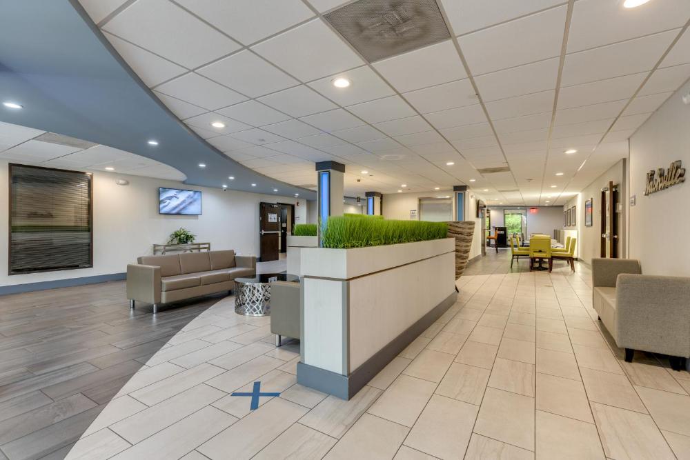 The Alexis Inn & Suites - Nashville Airport hotel hero