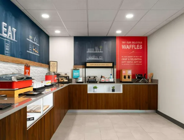 Hampton Inn Sturbridge hotel detail image 2