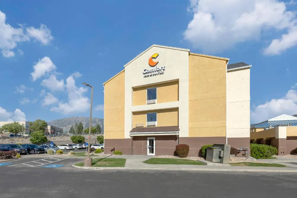 Comfort Inn & Suites Orem - Provo hotel hero