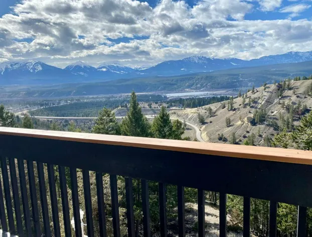 Rocky Mountain Springs Lodge hotel detail image 4