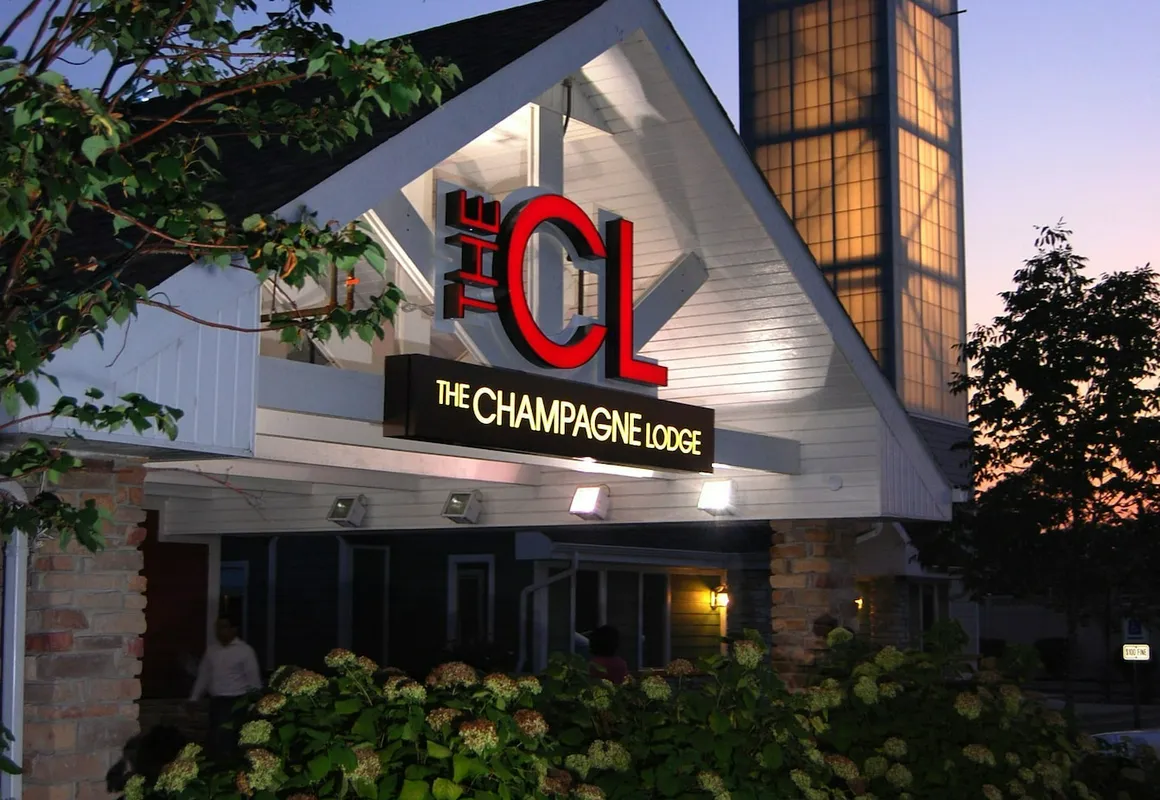 The Champagne Lodge & Luxury Suites hotel hero