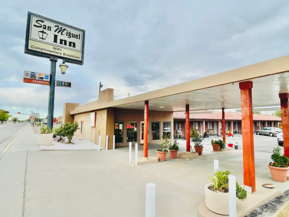 San Miguel Inn hotel hero