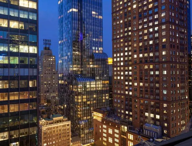 The Manhattan Club hotel detail image 3