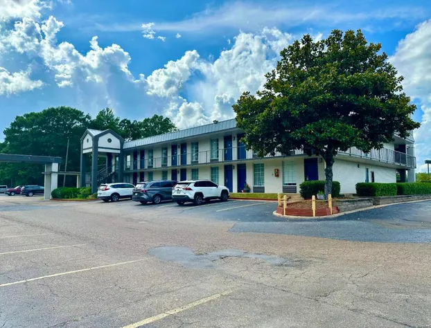 Motel 6 West Monroe, LA hotel detail image 1