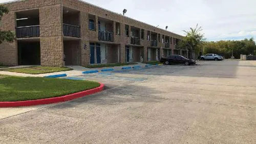 Motel 6 La Place, LA hotel hero