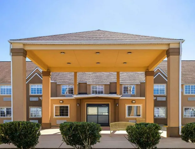 Days Inn By Wyndham Jackson Downtown hotel detail image 3