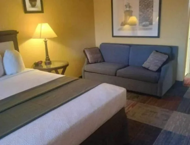 Signature Hotel hotel detail image 4