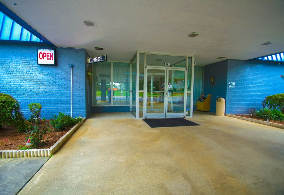 121 Motel Battleboro hotel hero