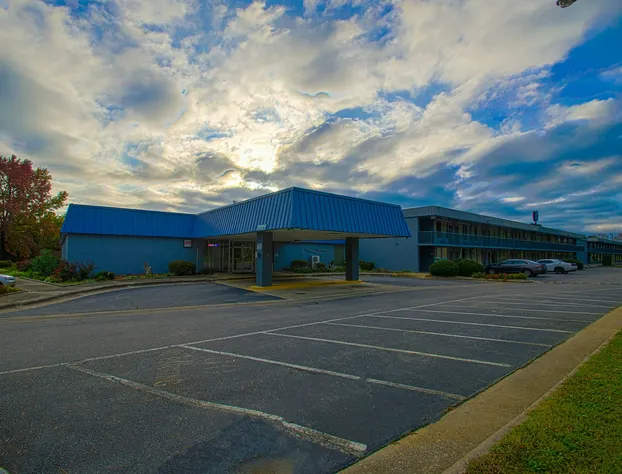 121 Motel Battleboro hotel detail image 3