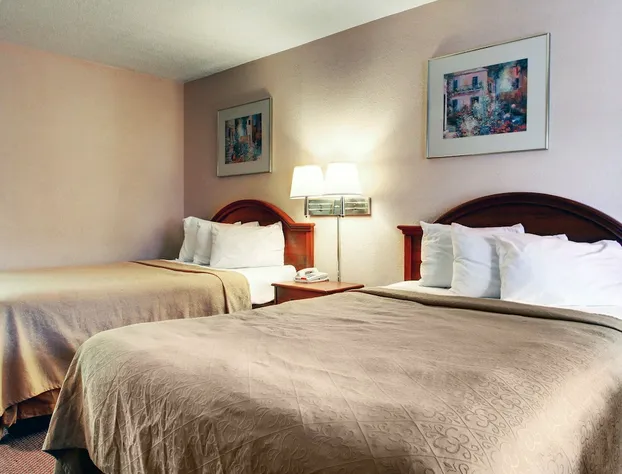 Rodeway Inn North Ridgeland hotel detail image 3