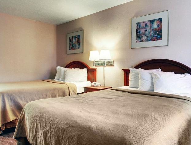 Rodeway Inn North Ridgeland hotel detail image 3