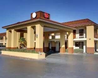Econo Lodge Clinton - Jackson West hotel hero