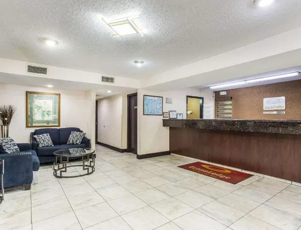 Econo Lodge Clinton - Jackson West hotel detail image 3