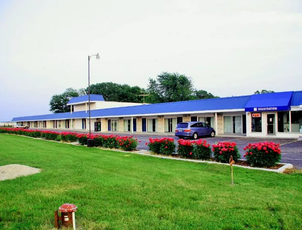 Tollway Inn of Beloit hotel detail image 3