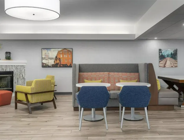 Hampton Inn Altoona hotel detail image 3