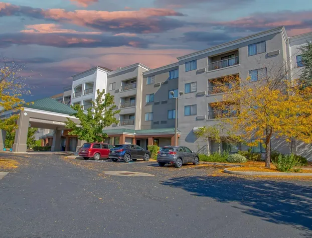 Country Inn & Suites by Radisson, Convention Center hotel detail image 3