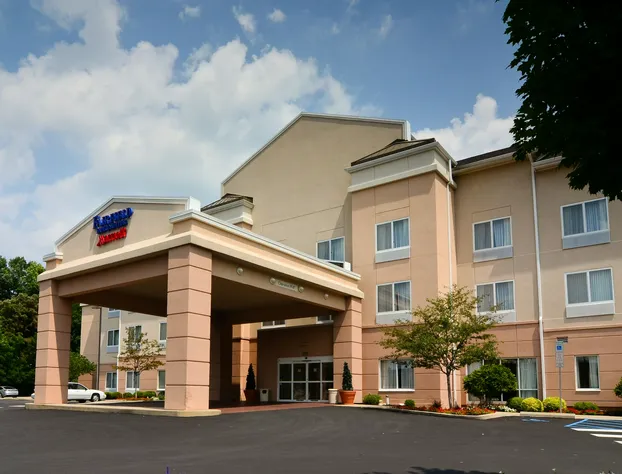 Fairfield Inn & Suites by Marriott State College hotel detail image 1