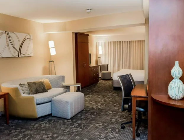 Courtyard Marriott Lafayette hotel detail image 4