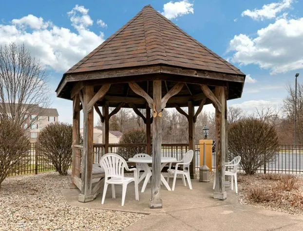 Comfort Suites Lafayette University Area hotel detail image 1