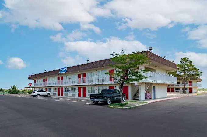 Rodeo Inn hotel hero