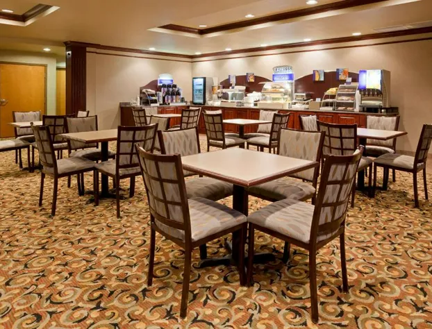 Baymont Inn and Suites by Wyndham Sturgis hotel detail image 3