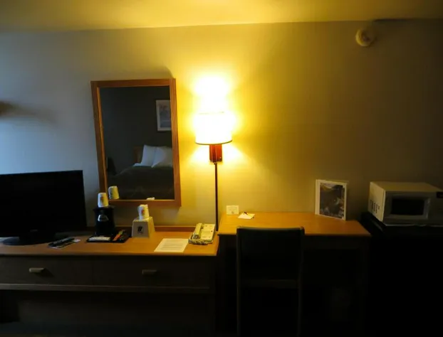 Super 8 by Wyndham Spearfish hotel detail image 2