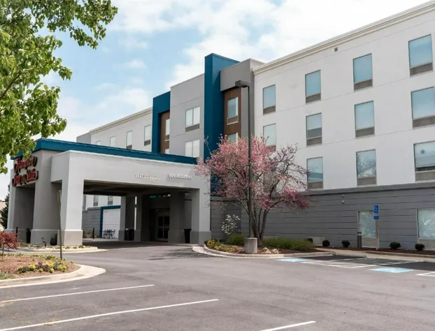 Hampton Inn & Suites Leesburg hotel detail image 3