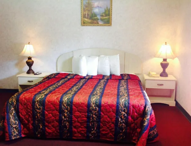 Red Carpet Inn & Suites Hammonton NJ Route-30E hotel detail image 2